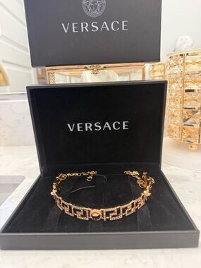 Medusa Versace Choker Necklace with strass crystals